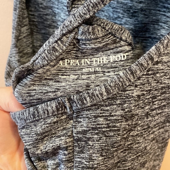 Like new a pea in the pod workout tank - Picture 5 of 5